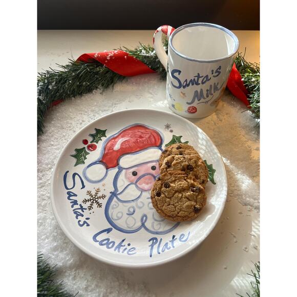 SANTA Cookie Plate and Mug Set/Gingerbread Man, Candy and Snowflakes in Gold - Picture 5 of 9
